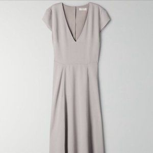 Babaton Hampton Dress V neck